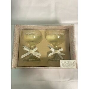 VTG 1973 C.R Gibson Wedding Couple Bride Groom Champagne Toast Glasses BOX Bin A